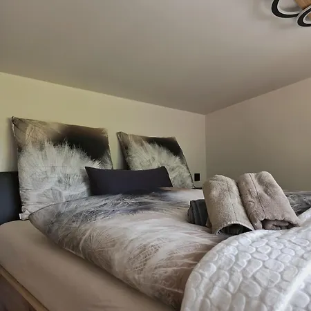 Chalet Neu - Landlust Chaletdorf Bei Fulda - Ein Besonderer Ort Zum Ankommen Und Neue Kraft Tanken Petersberg (Hessen)